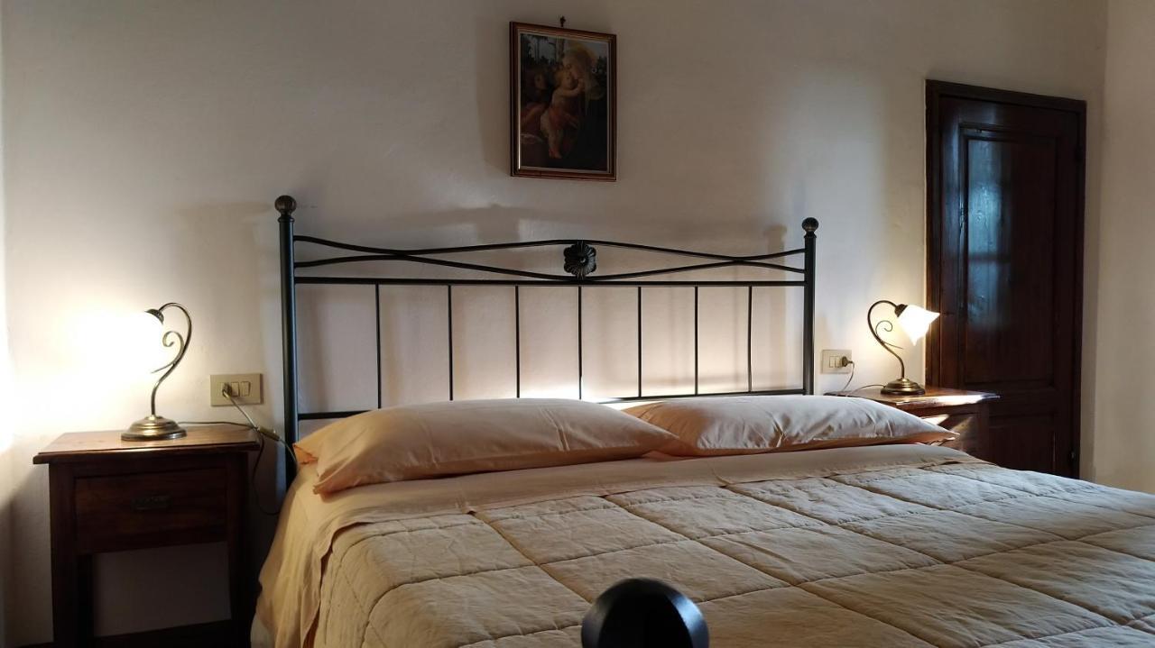 Villa La Nussa Каполона Экстерьер фото