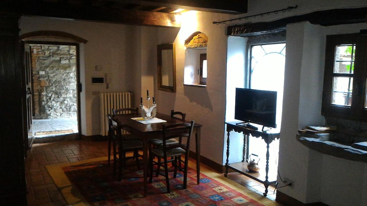 Villa La Nussa Каполона Экстерьер фото